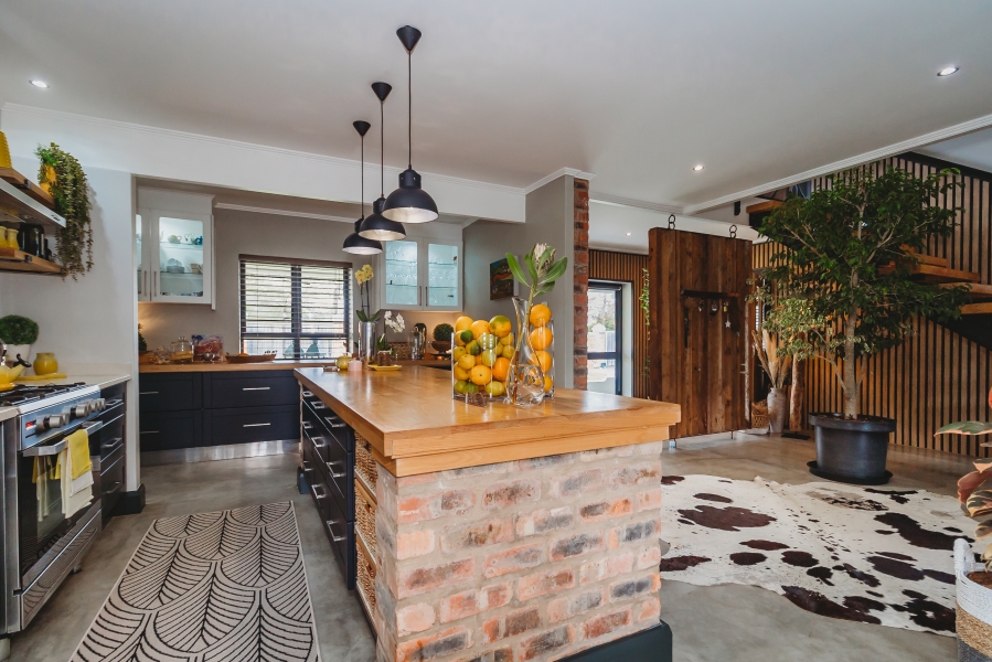 4 Bedroom Property for Sale in Camphersdrift Western Cape